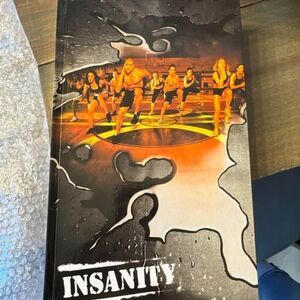 Insanity fitness dvd set